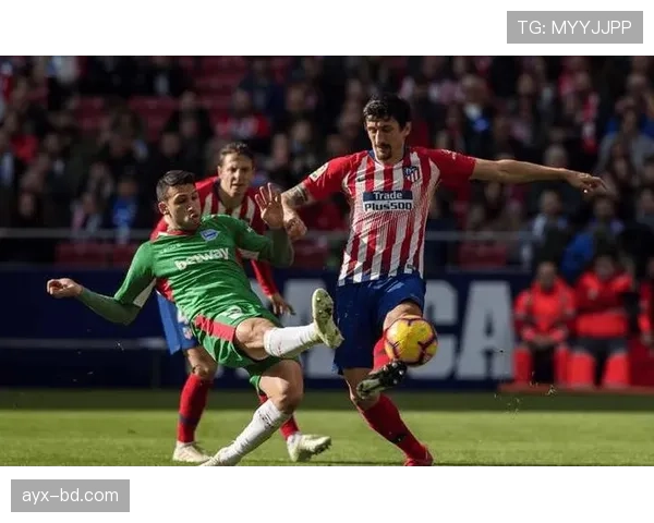 西甲联赛引入查尔顿式防守战术，球队防线全面升级表现稳健