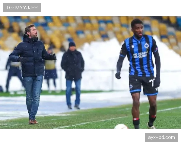 布鲁日攻防平衡:球队在新赛季保持出色的竞争力与战术灵活性 布鲁日攻防平衡:球队在新赛季保持出色的竞争力与战术灵活性