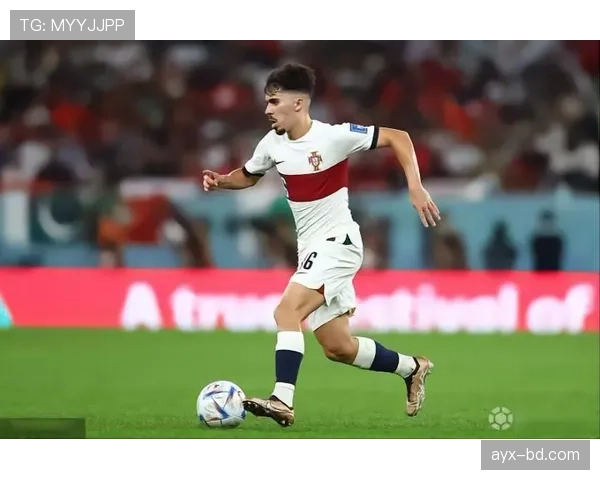 维蒂尼亚：从后场出球点到前场连接器的战术角色进化